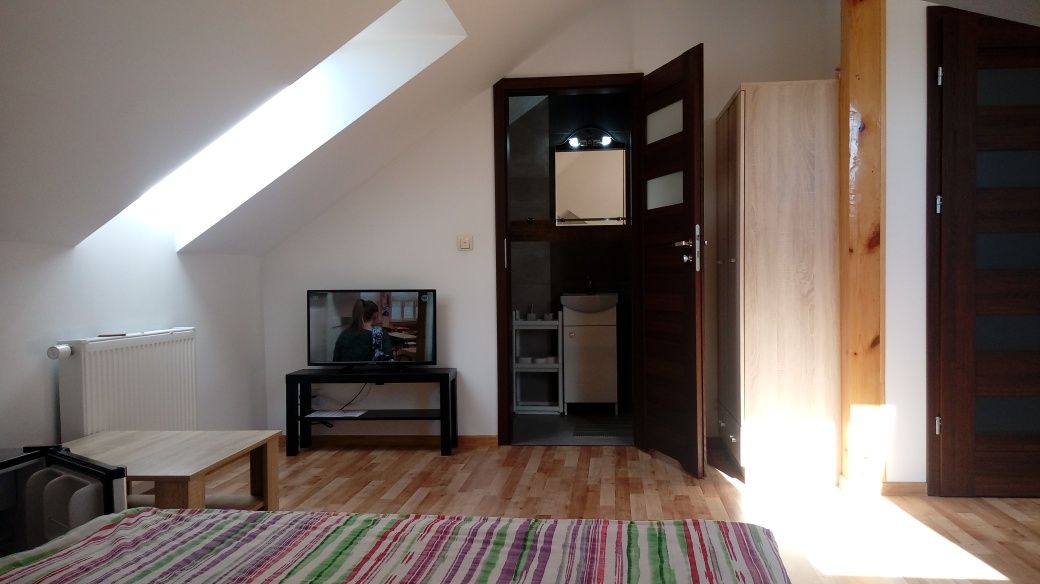 Pokoje 2 ,3 i 4 osobowe wolne od 10 sierpień do14