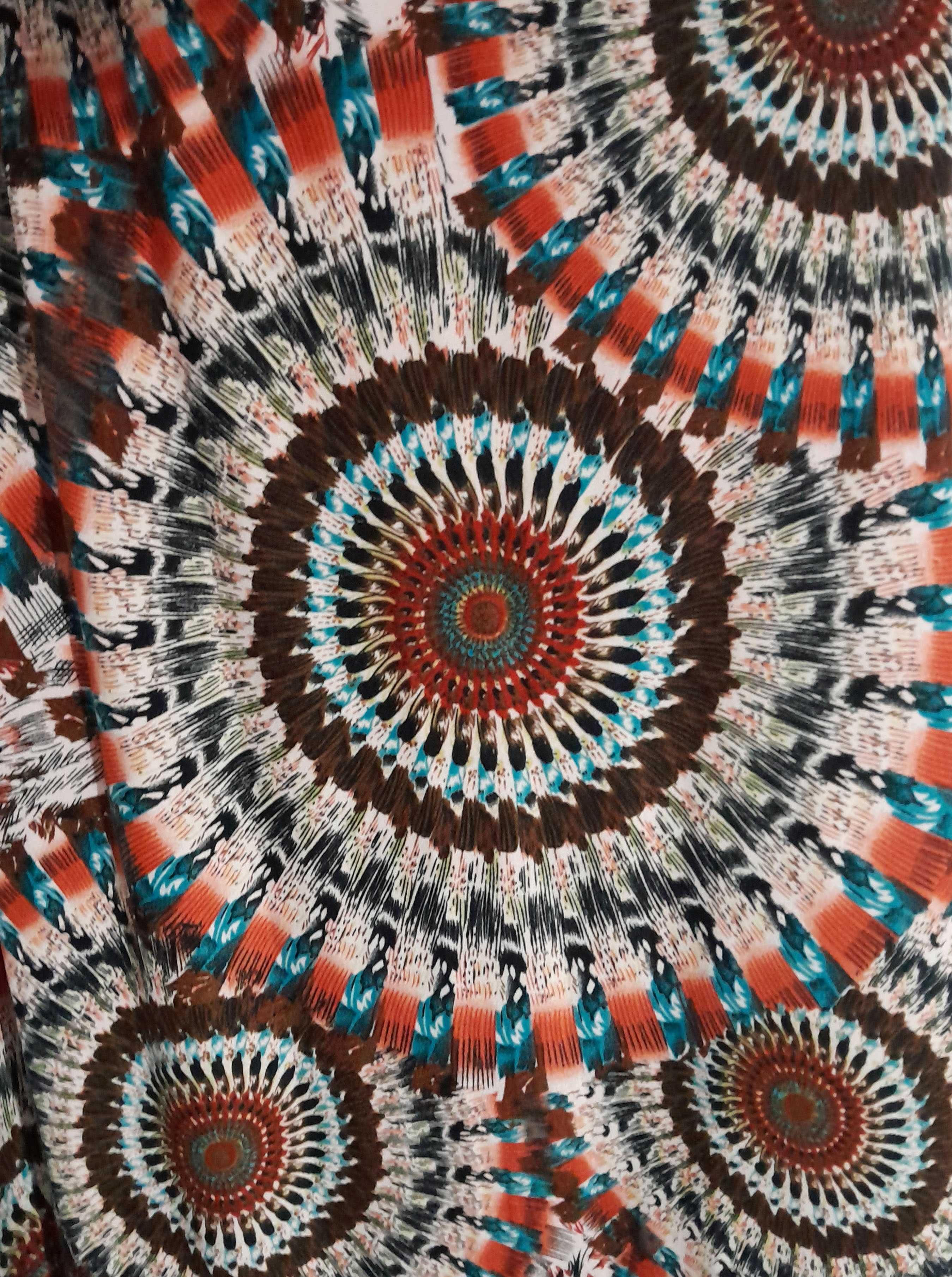 Vestido comprido padrão mandalas da Natura T: S
