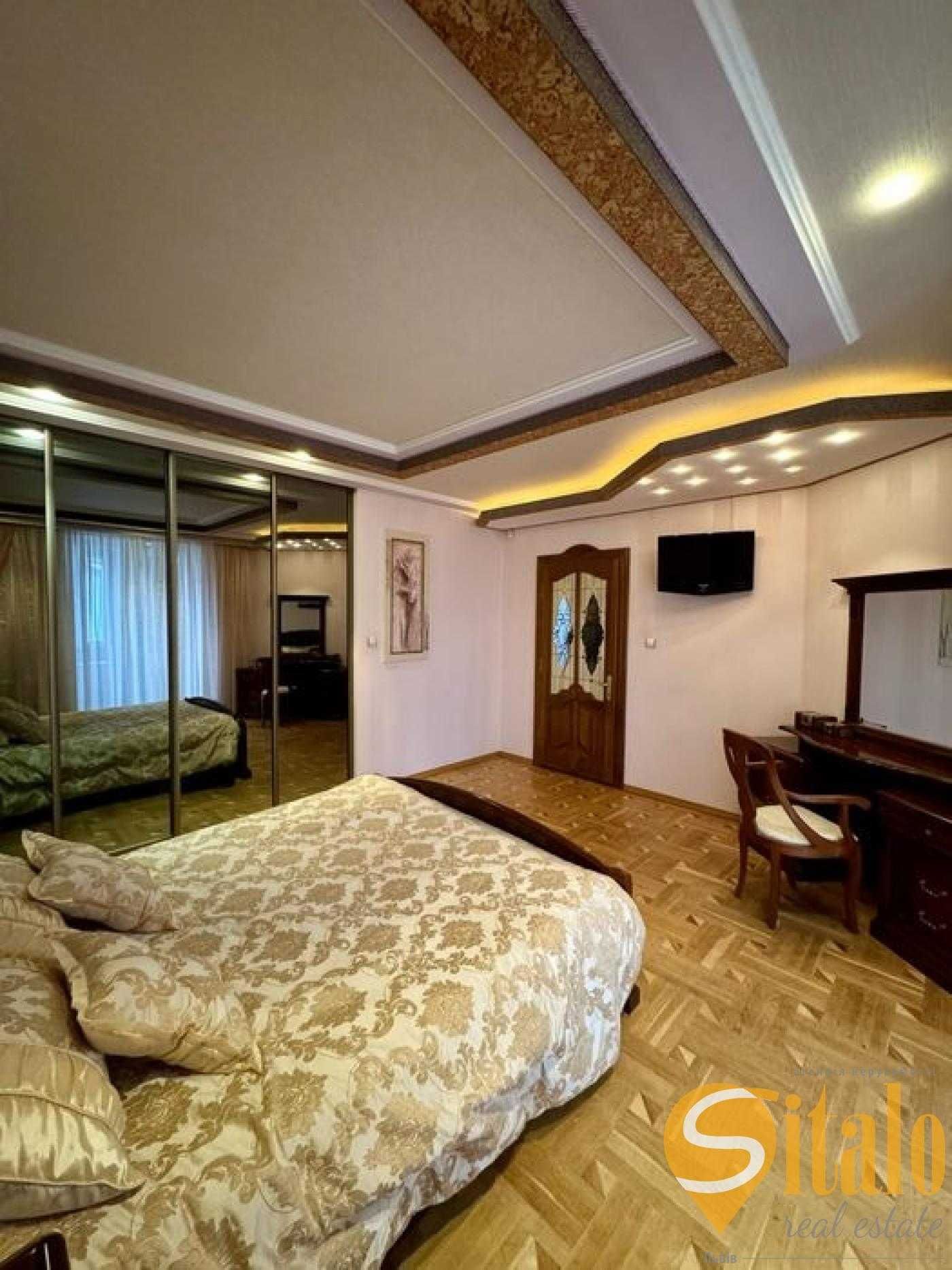 Продаж 4 кімнатної квартири, вулиця Тролейбусна