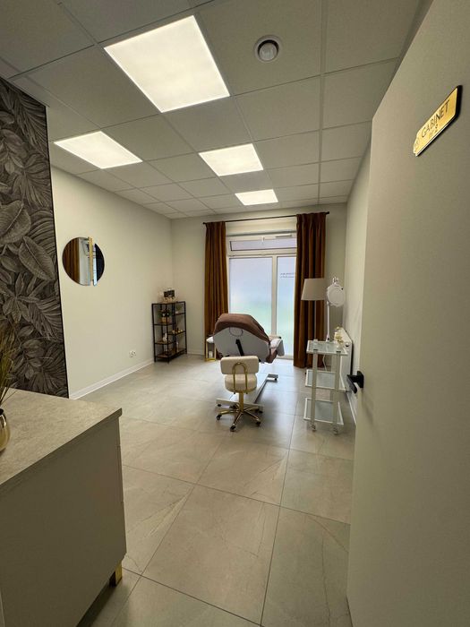 Wynajem  nowego gabinetu kosmetycznego na dni.