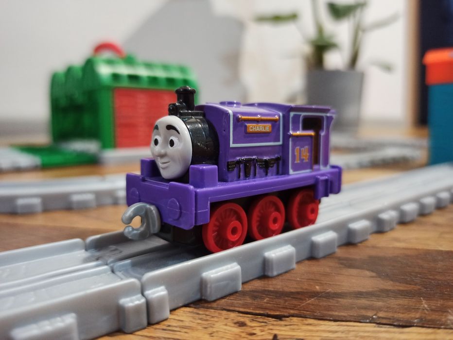 Zestaw torów Tomek i przyjaciele pociągi ciuchcie tory Thomas&Friends
