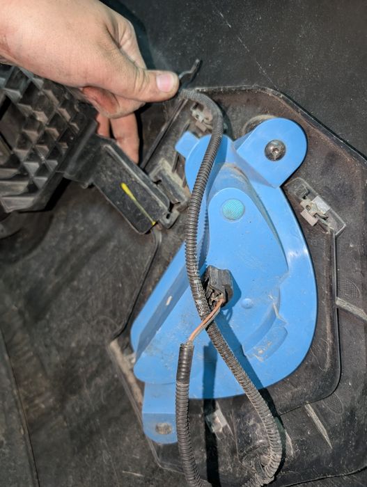 Передній бампер Renault Zoe