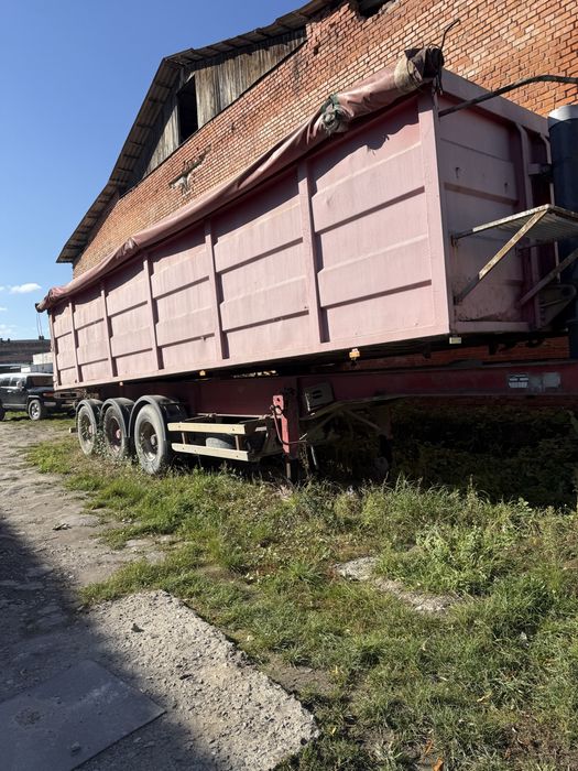 Напівпричіп зерновоз