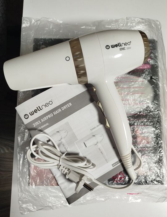 Фен для волосся професійний