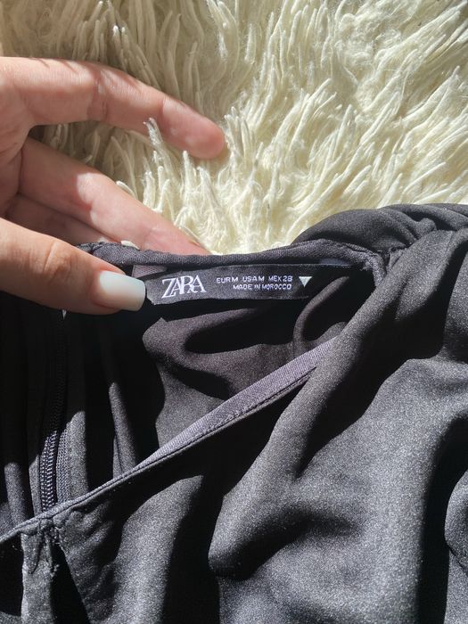 Чорна сукня zara M