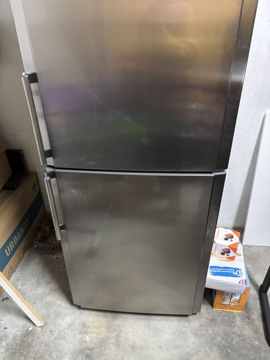 Frigorifico Ariston Hotpoint modelo ENBGH 19223 FW - no frost
