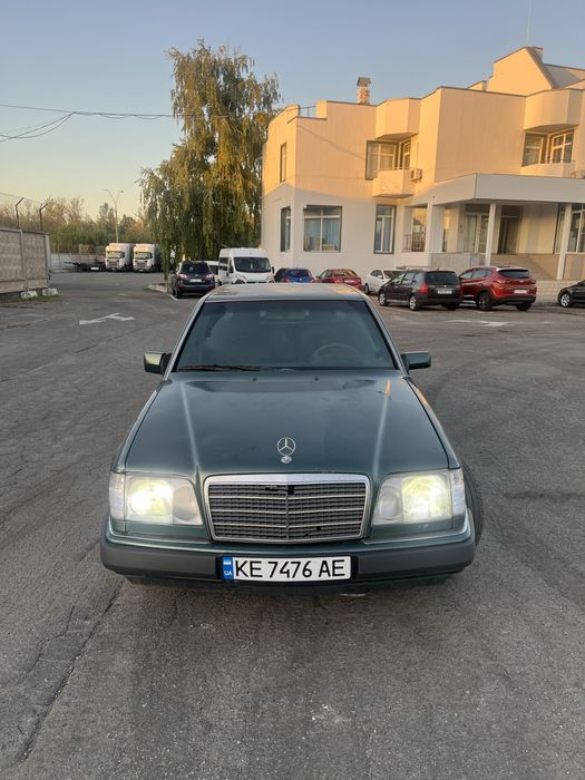 Мерседес бенц 124