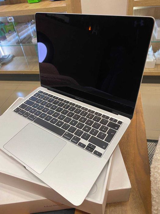 Ноутбук Apple MacBook Air 13" M1 8/256GB Silver Late (MGN93) 2020