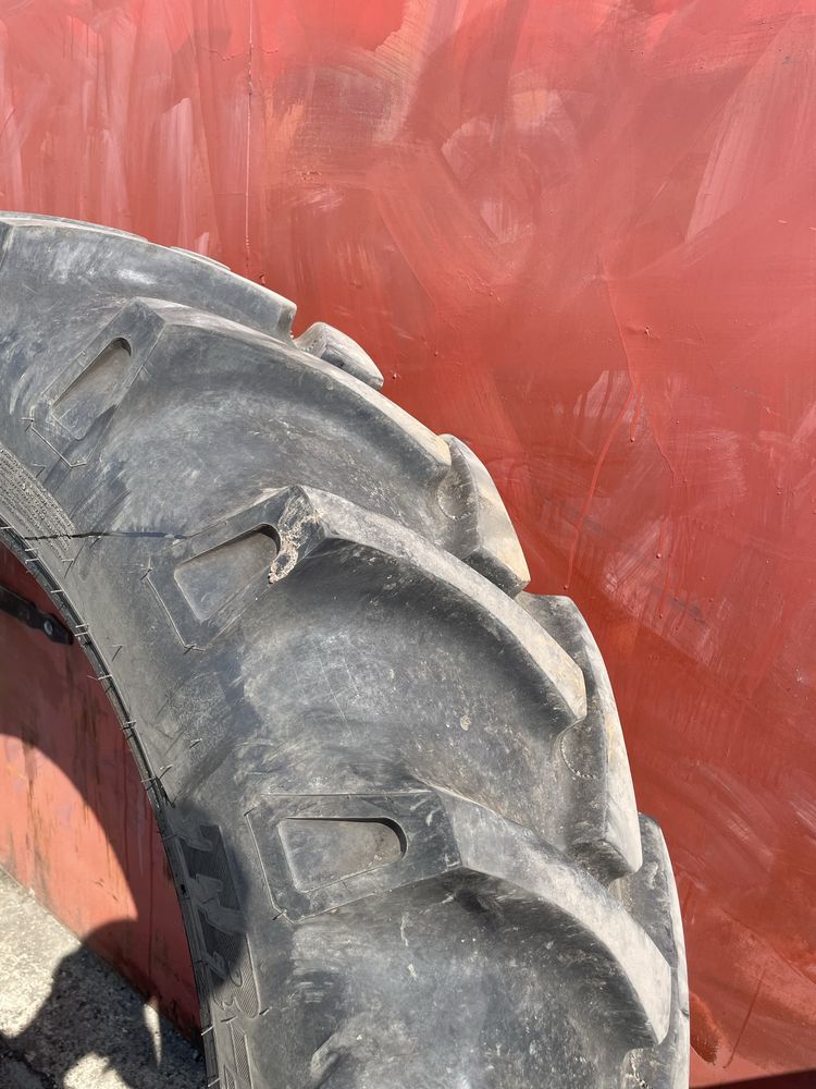 Opony 13.6 R36 BKT TR-135 jak nowe z felgami koła