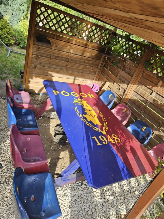 Pogoń Szczecin  stół