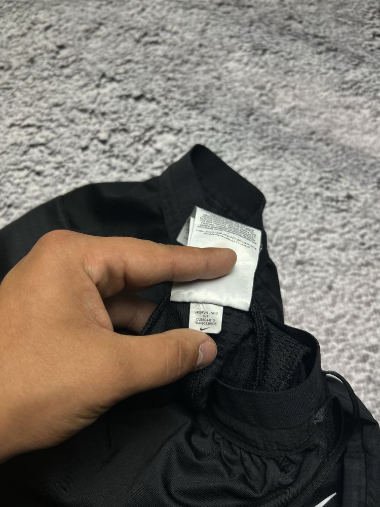 Спортивні штани Nike Dri-Fit