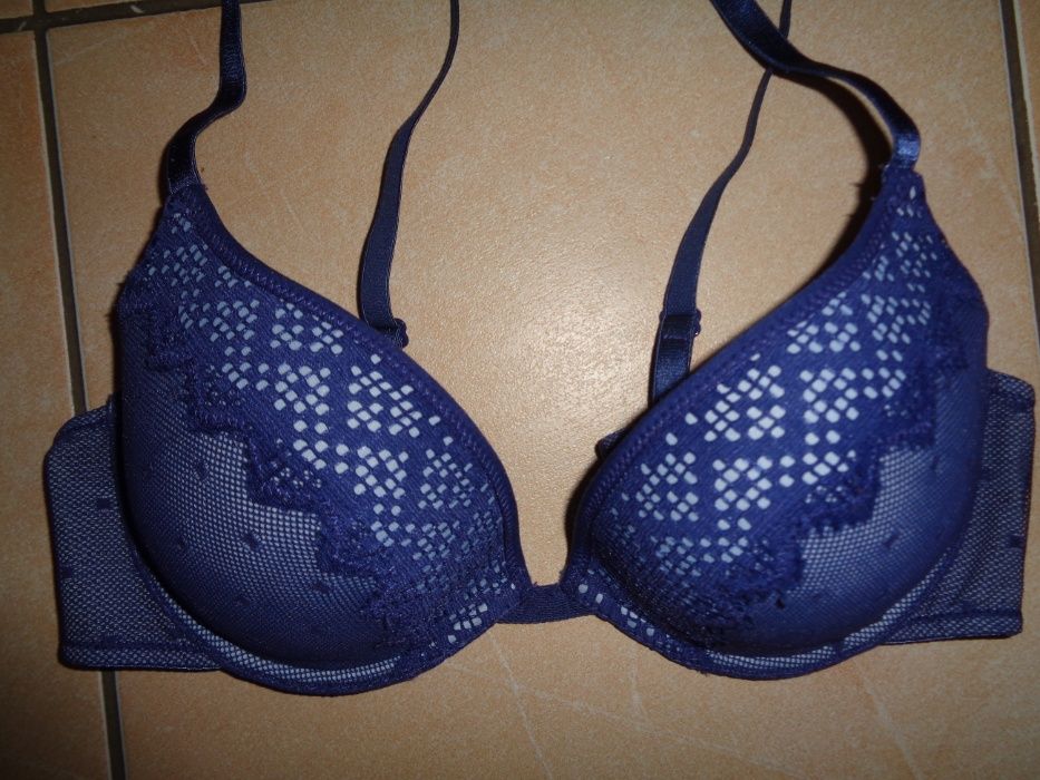 WONDERBRA niebieski biustonosz IDEALNY STAN raz nałożony 34C / EUR 75C