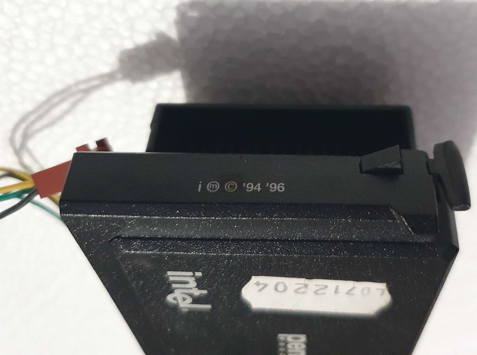 Vintage Processor – Intel Pentium II MMX64552113182595122