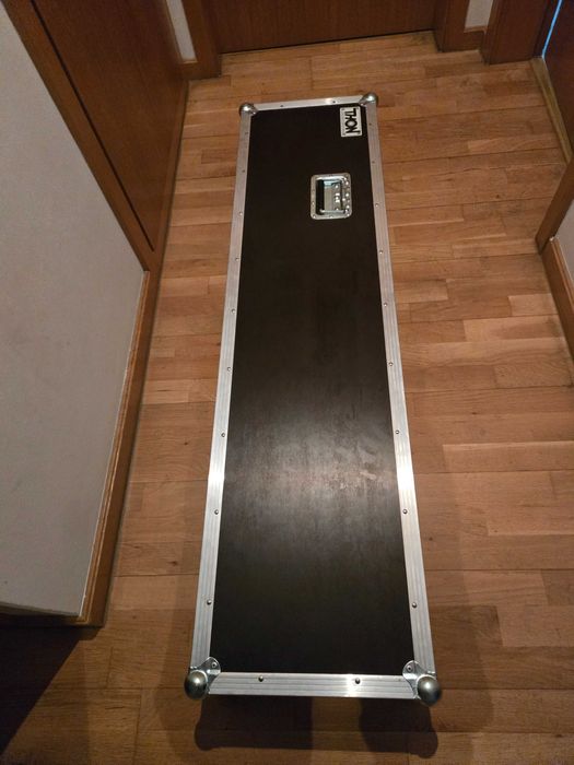Roland Juno DS88 (sem uso) + Stand + Flight Case (Caixa de Transporte)