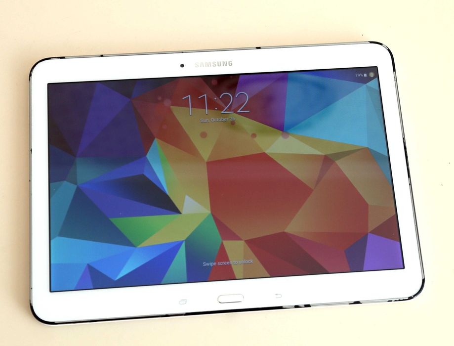 Планшет Galaxy Tab4 SM-T530