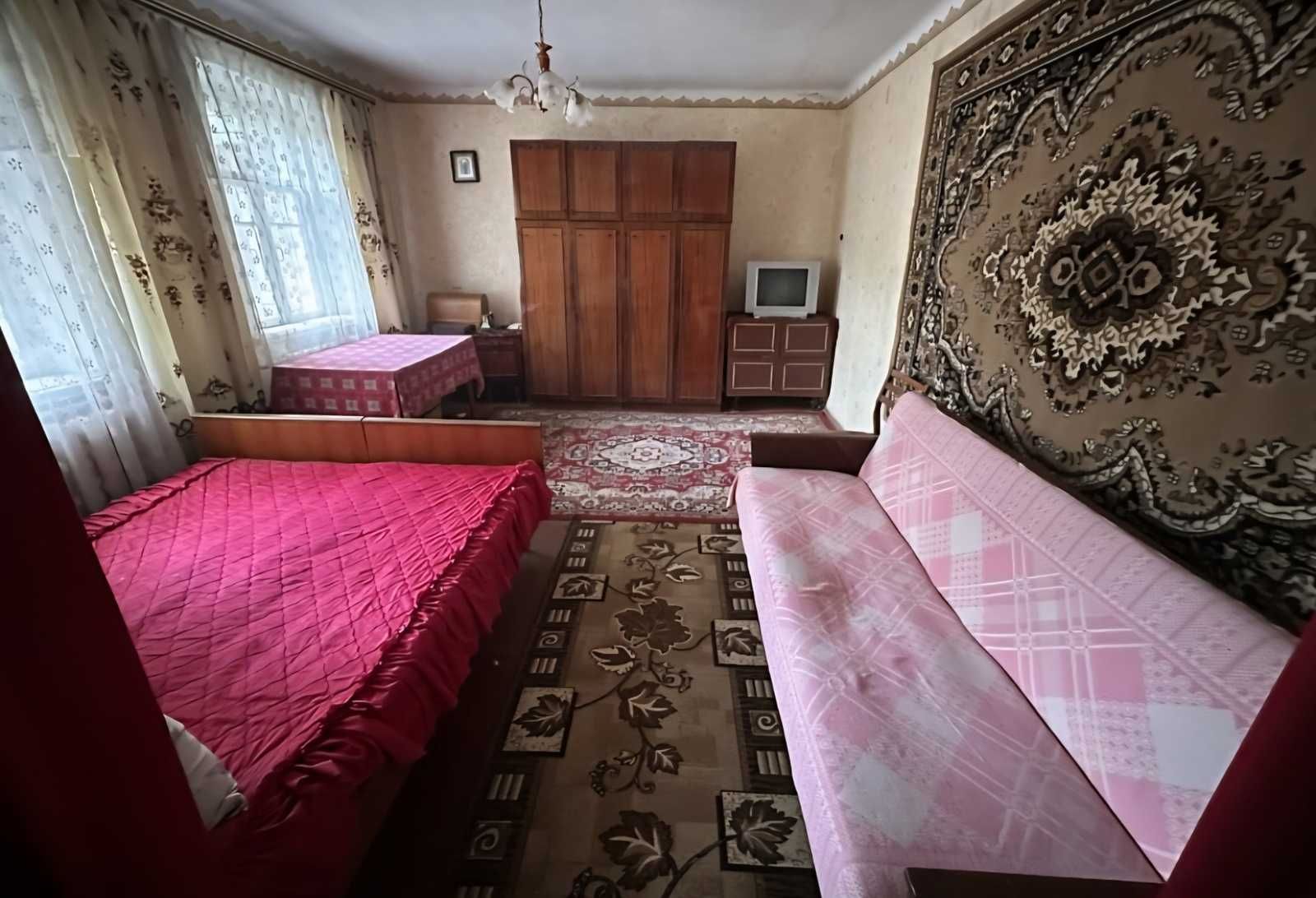 Продається частина будинку на Старому місті