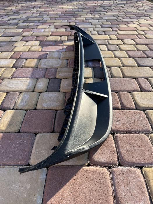 Задній бампер, накладка, диффузор VW Golf 7