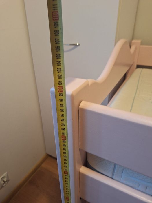 Łóżko piętrowe różowe