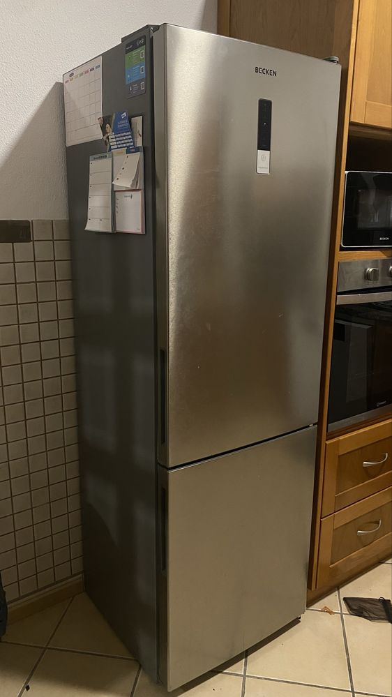 Frigorifico Combinado BECKEN 330 L inox