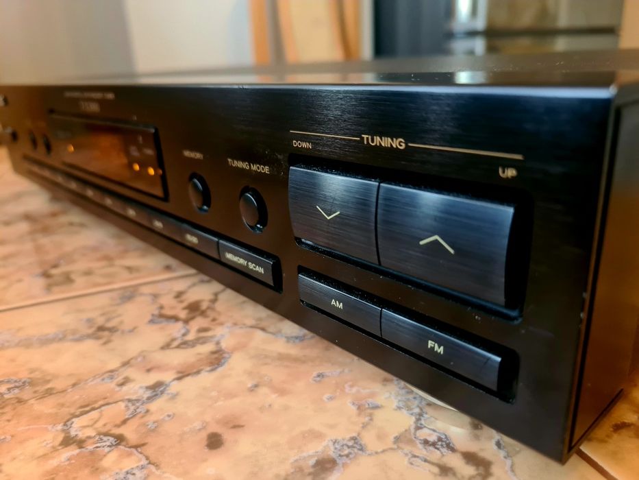 Tuner Teac T-X3000 ładny stan