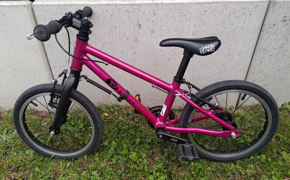 Rower dziecięcy Kubikes 16L - bardzo lekki, stan bardzo dobry!