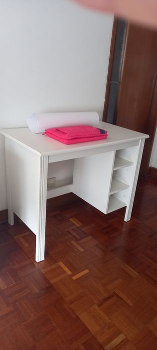 Secretária - Brusali