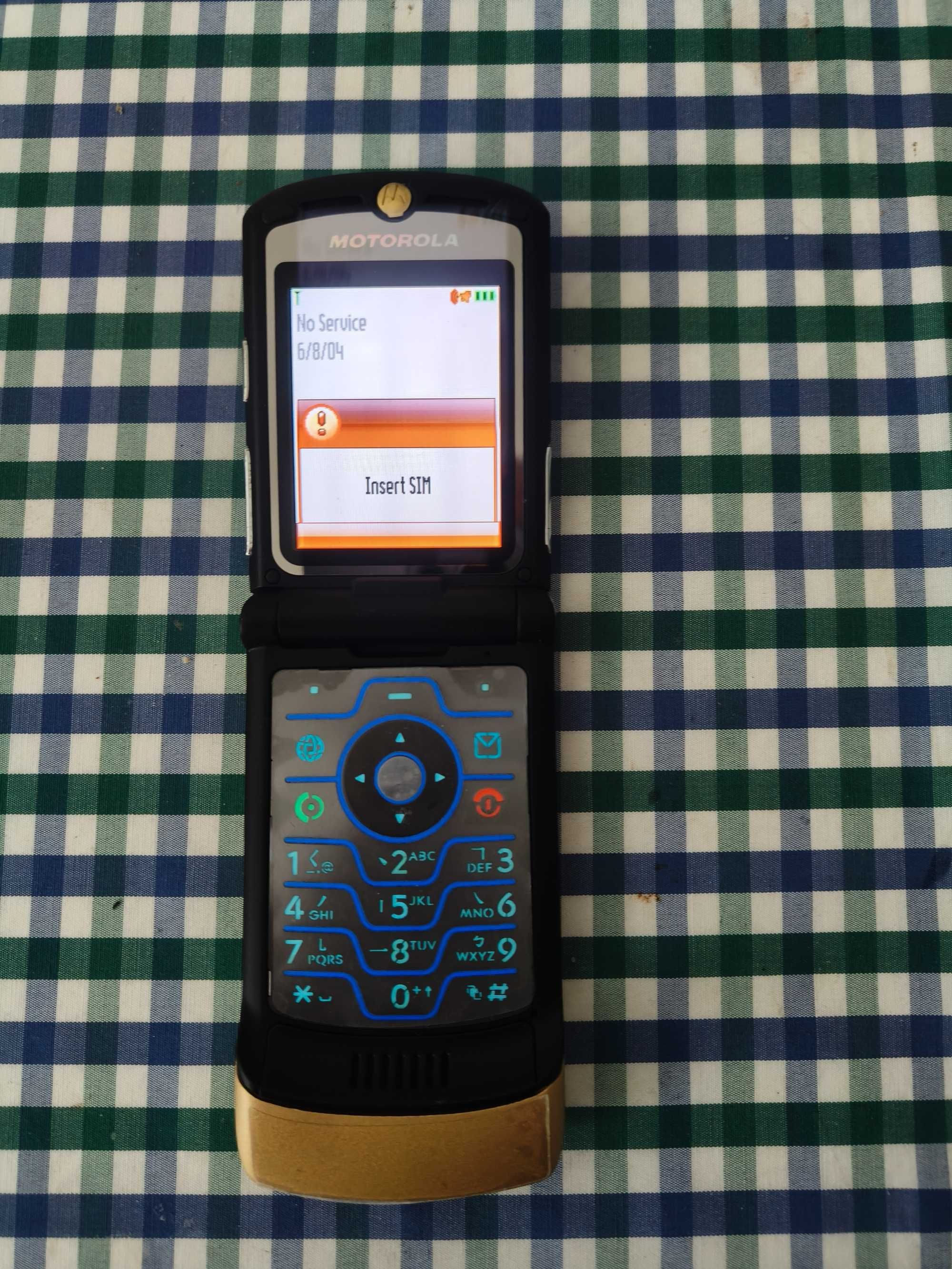 Motorola V3i Dourado c/Novo Funcionar Oferta Relogio CK