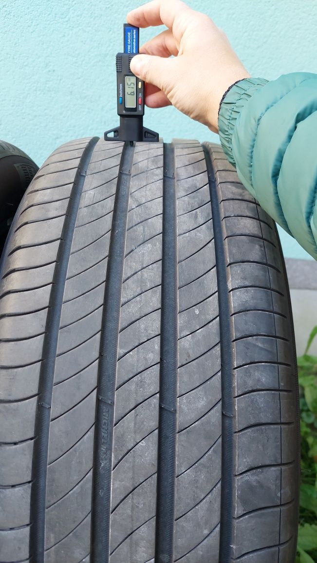 Opony letnie Michelin Primacy 4 235/50/19, 2022 r. prawie nowe !