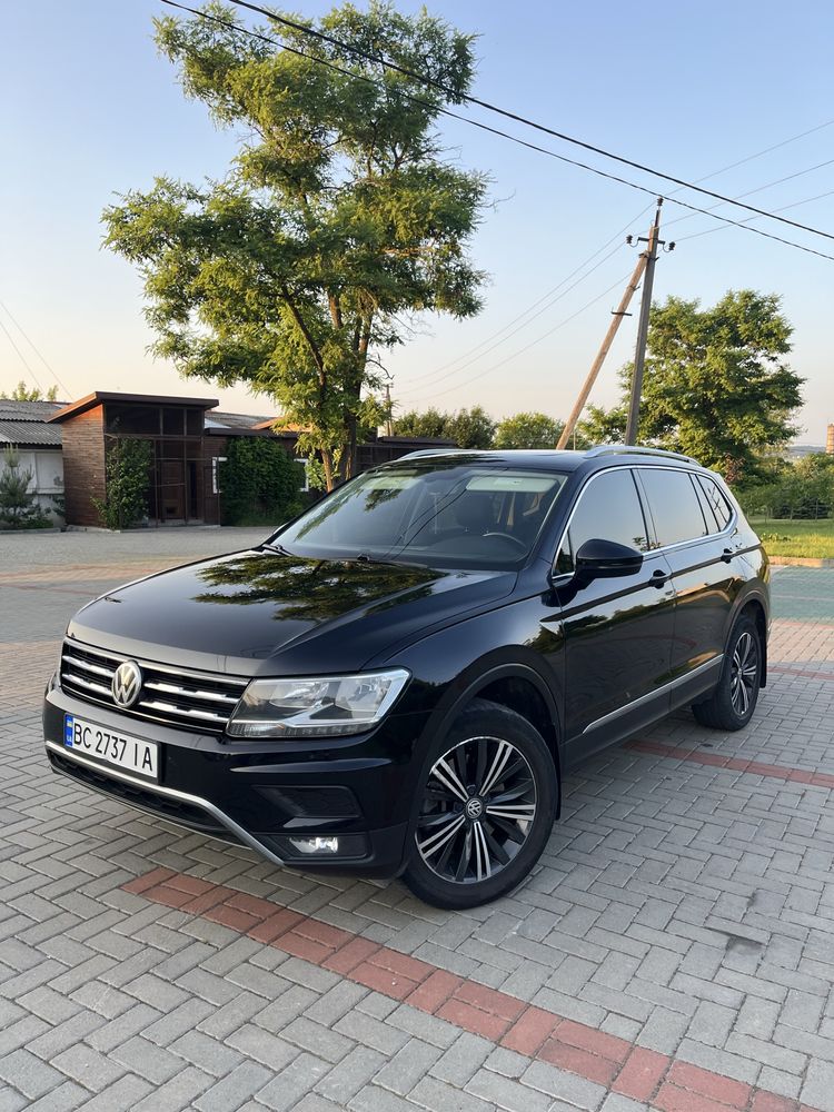 Продам Volkswagen Tiguan SEL