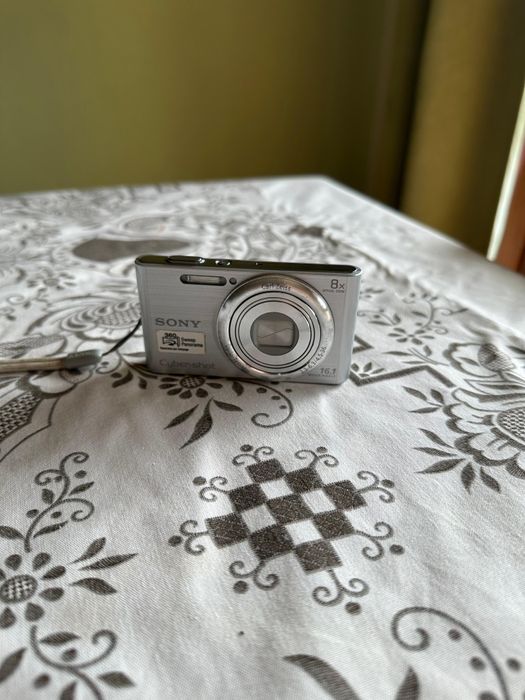Sony Cybershot DSC-W730