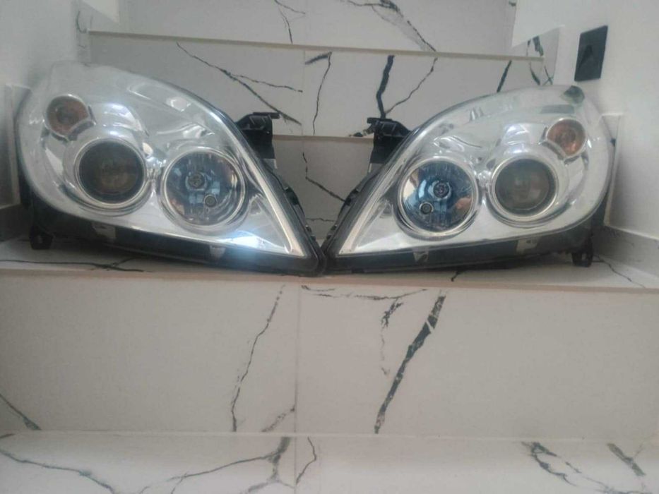 Lampy Przednie OPEL Vectra C Polift. Prawie nowe.