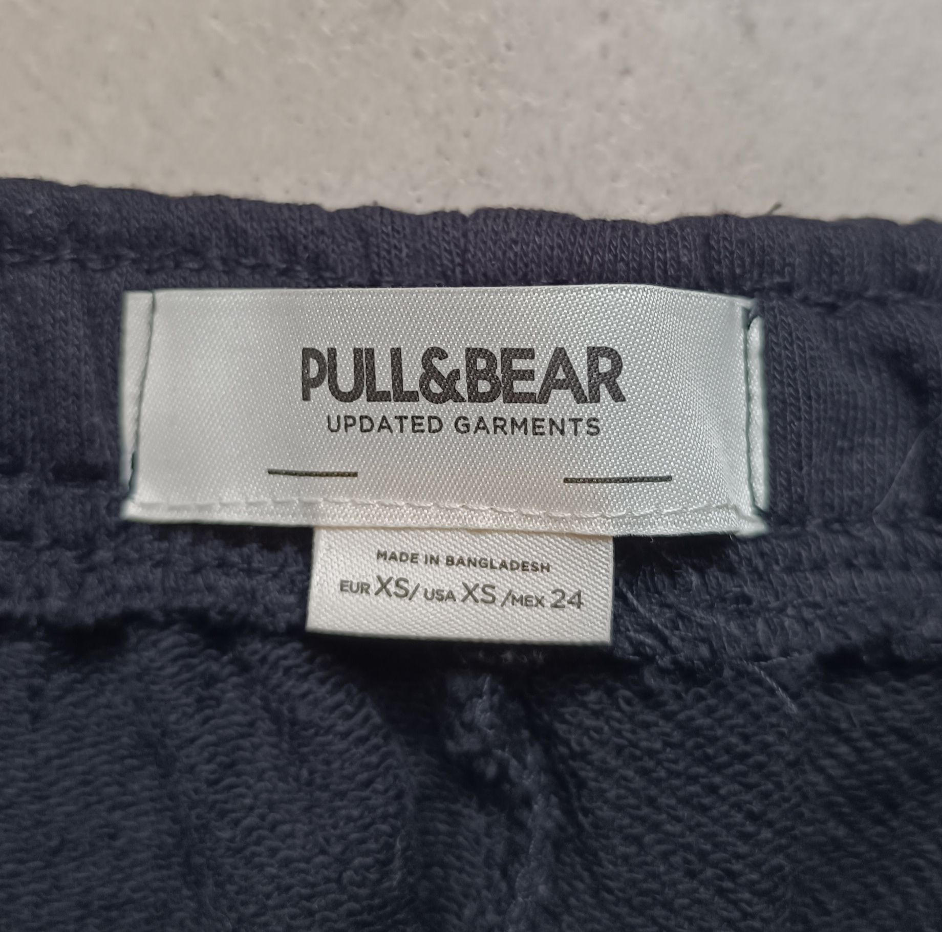 Spodnie dresowe damskie Pull&Bear XS