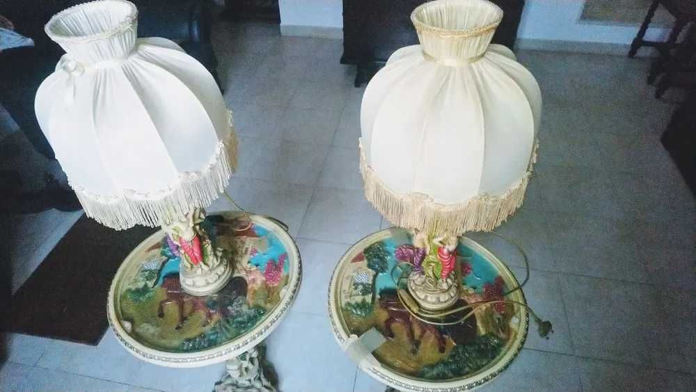Antique Lot #1/Lote de Mobiliário Antigo/Lote de Muebles Antiguos #1