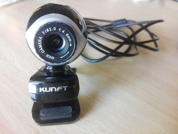 Câmera Web e microfone Kunft ajustável a funcionar perfeitamente