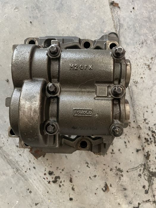 Балансир, балансировачний вал Mazda cx 7 2.5