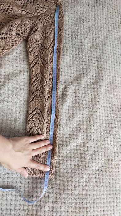 Жіночий кардиган