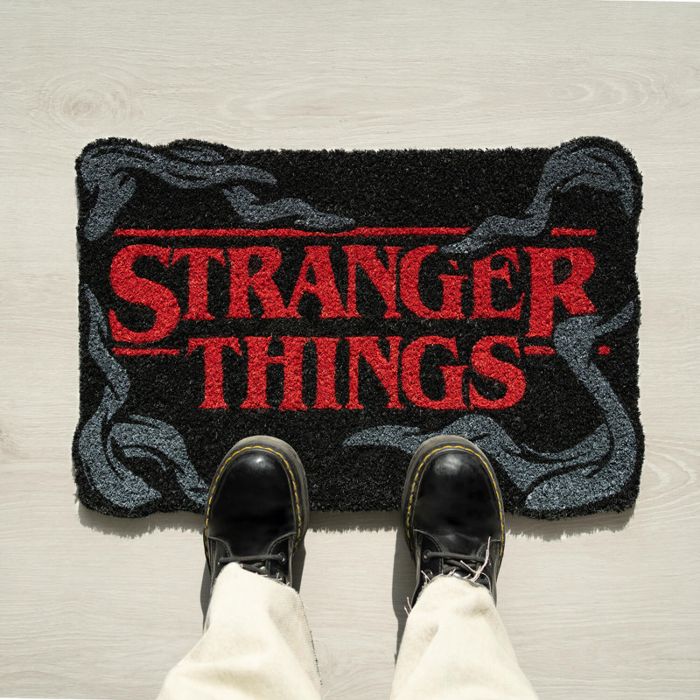 Stranger Things Wycieraczka 40 x 60 cm