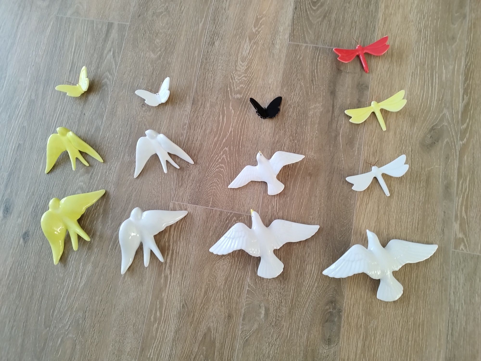 Figuras de cerâmica - pombas , andorinhas , borboletas e libelinhas