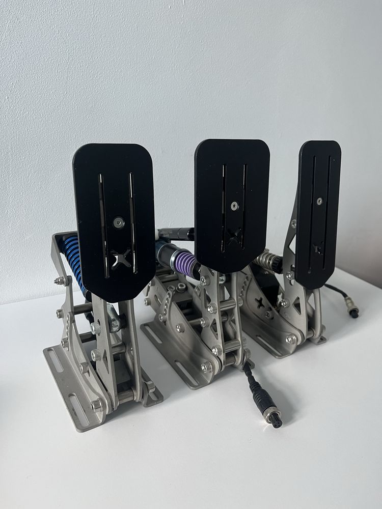 Girro Sim XR Pro, manipulatory nożne, full opcja (moza, fanatec)
