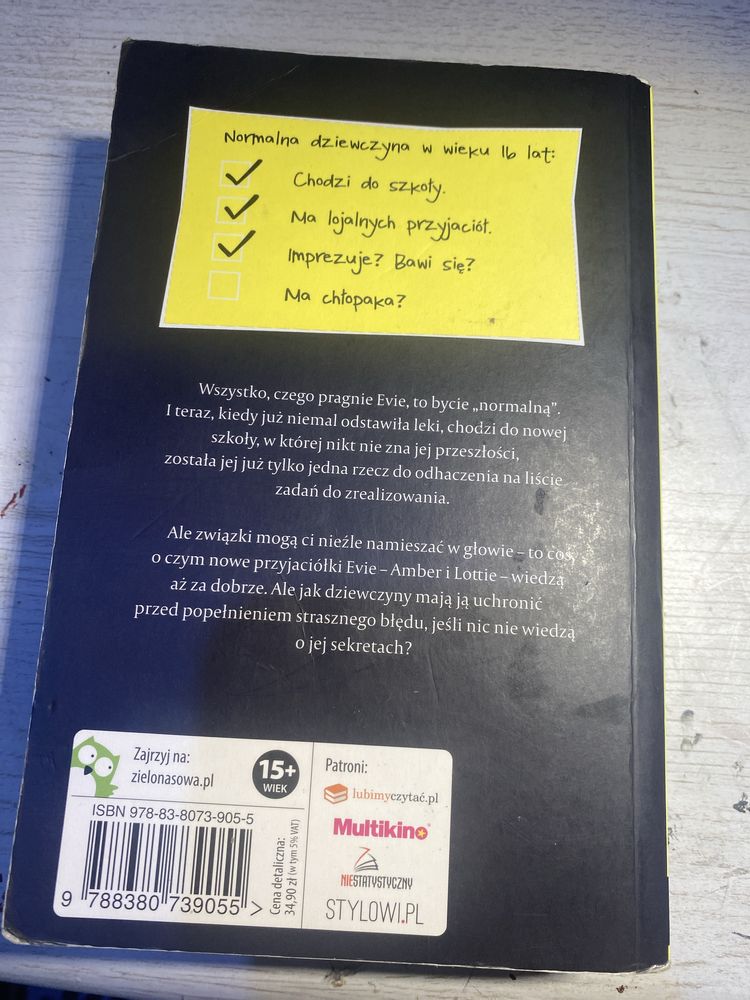 książka jestem już normalną