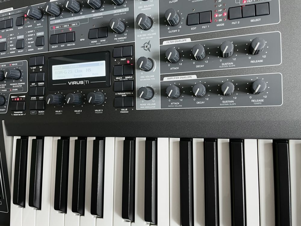 Access Virus TI2 Keyboard +