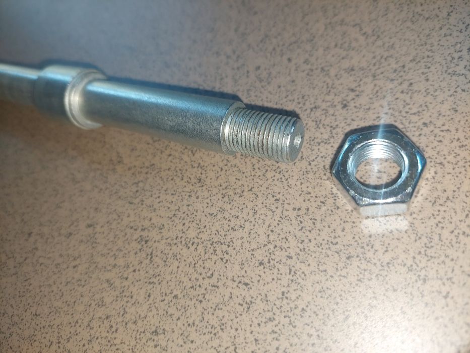 Nowa kpl oś kola tyl wahacza rama wsk 125 b1 dwuramowka pl