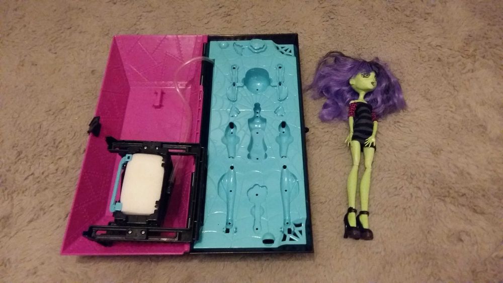 Mattel Monster High Laboratorium X3732  < P