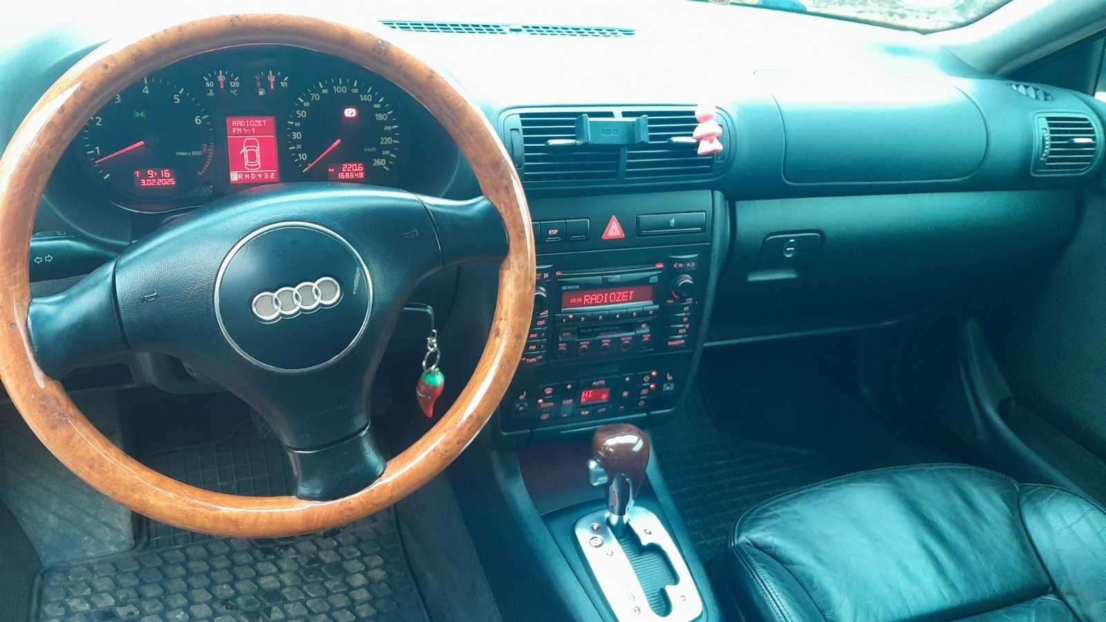 Audi a38l 1.8 t 180 KM automat
