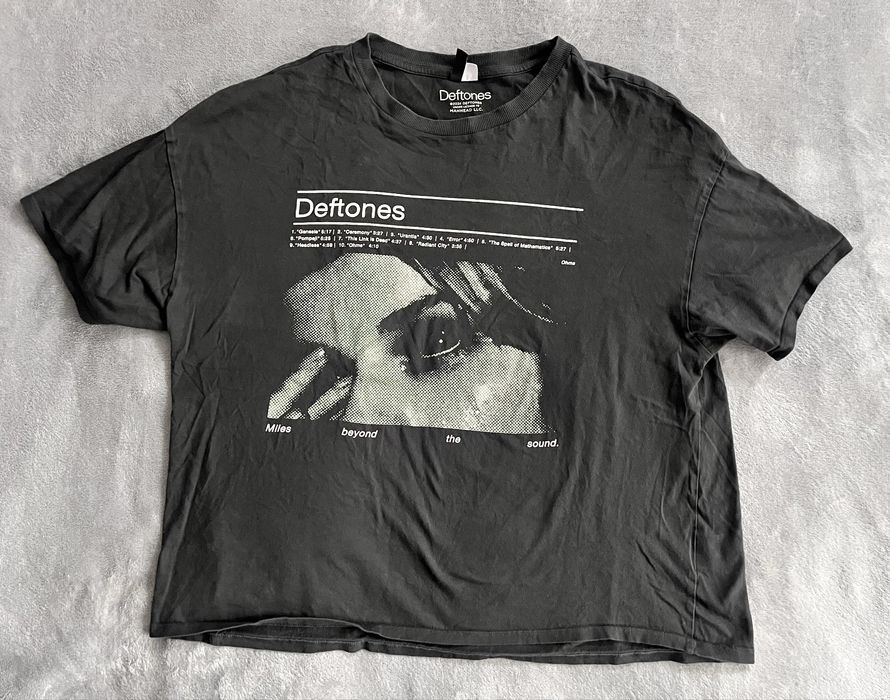 Футболка Deftones (жіноча, розмір L)