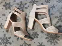 Buty na obcasie jak nowe 41