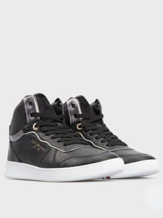 Продам зимние Ботиночки-кроссовки  Tommy Hilfiger