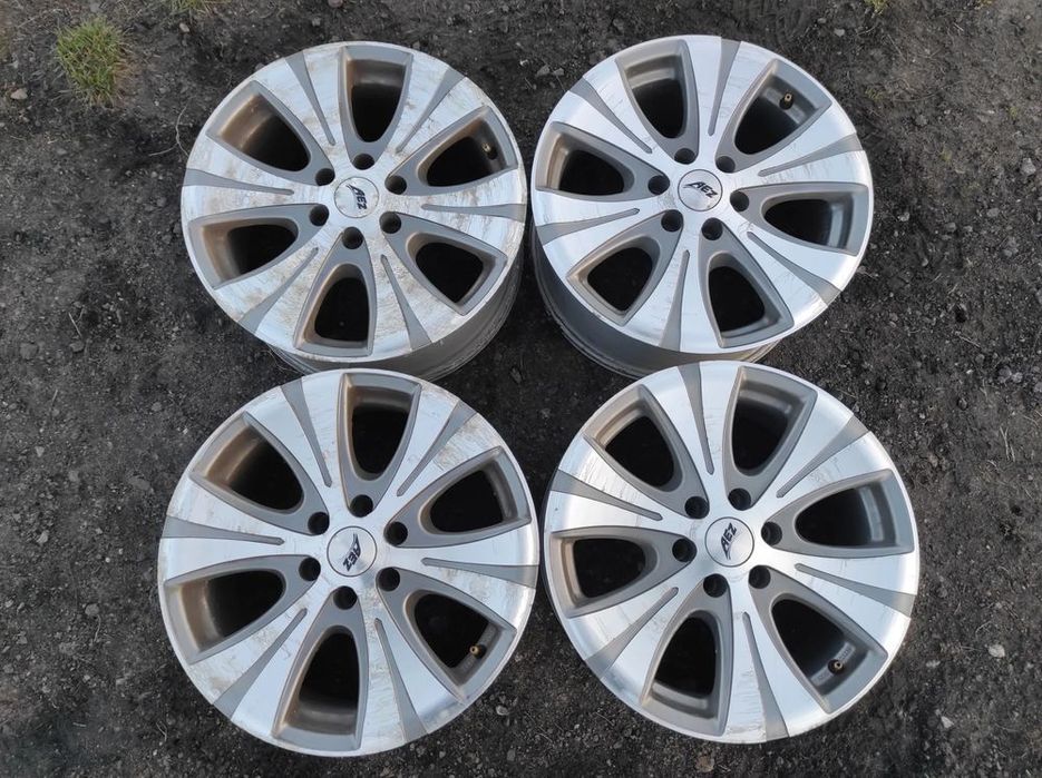 AEZ 17 cali 6x114,3 et30 nissan renault super wzór