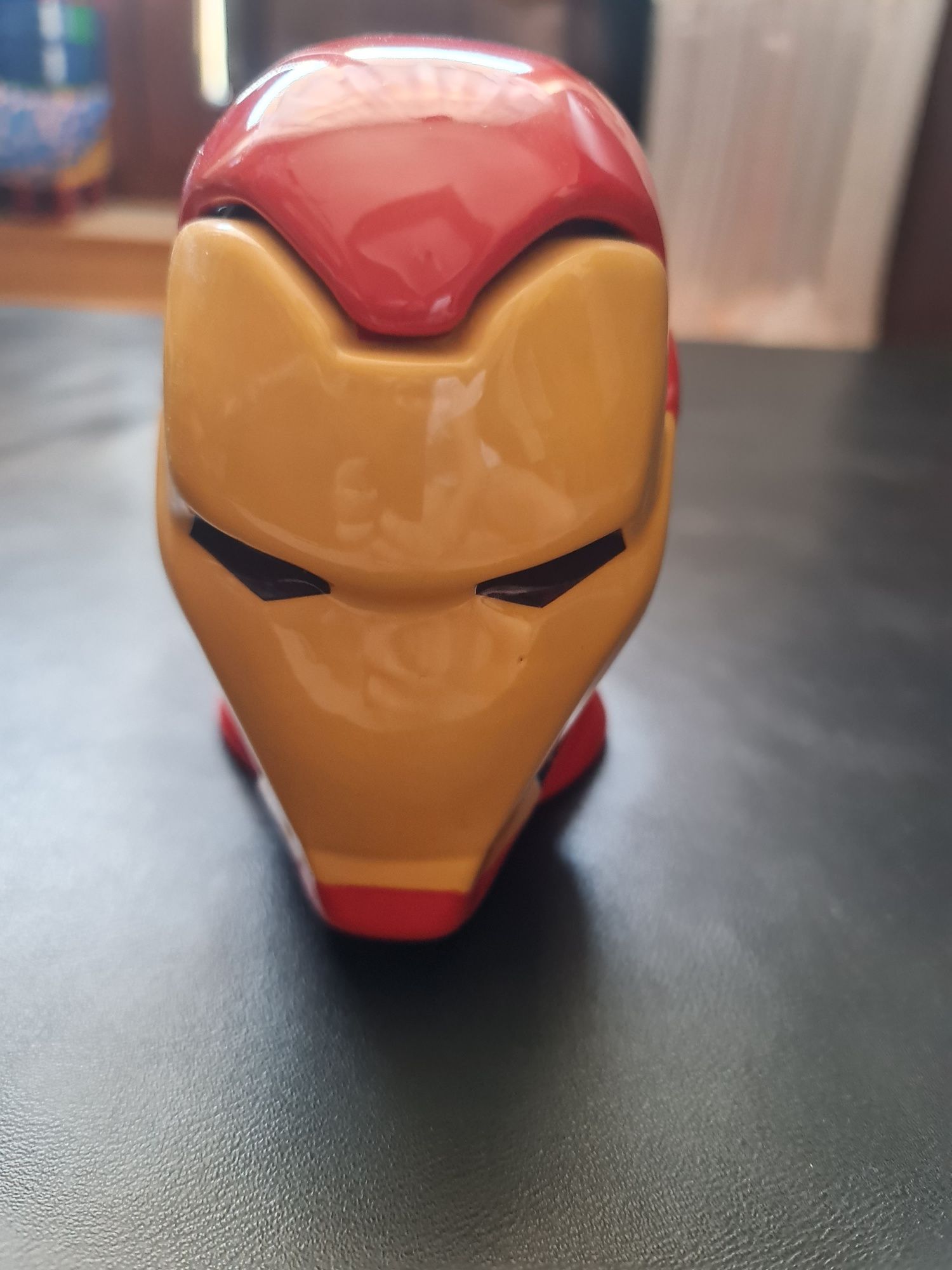 Kubek marvel nowy