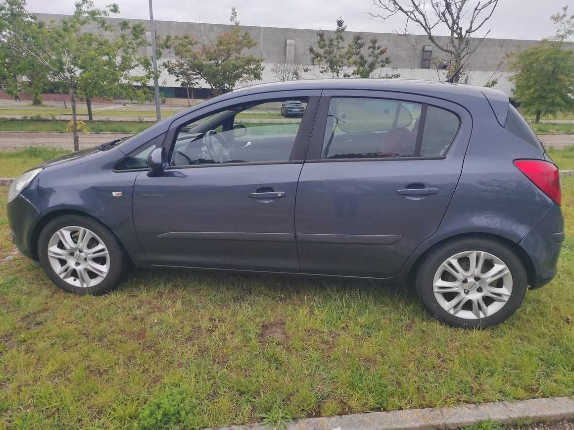 Opel Corsa 1200 Cosmo Janeiro 2007 (Gasolina)